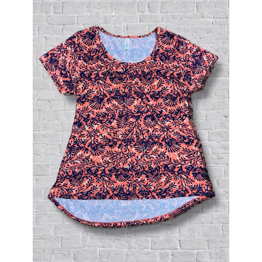 LuLaRoe Women’s Medium Multicolored Floral Splash Lightweight Classic Tee Top